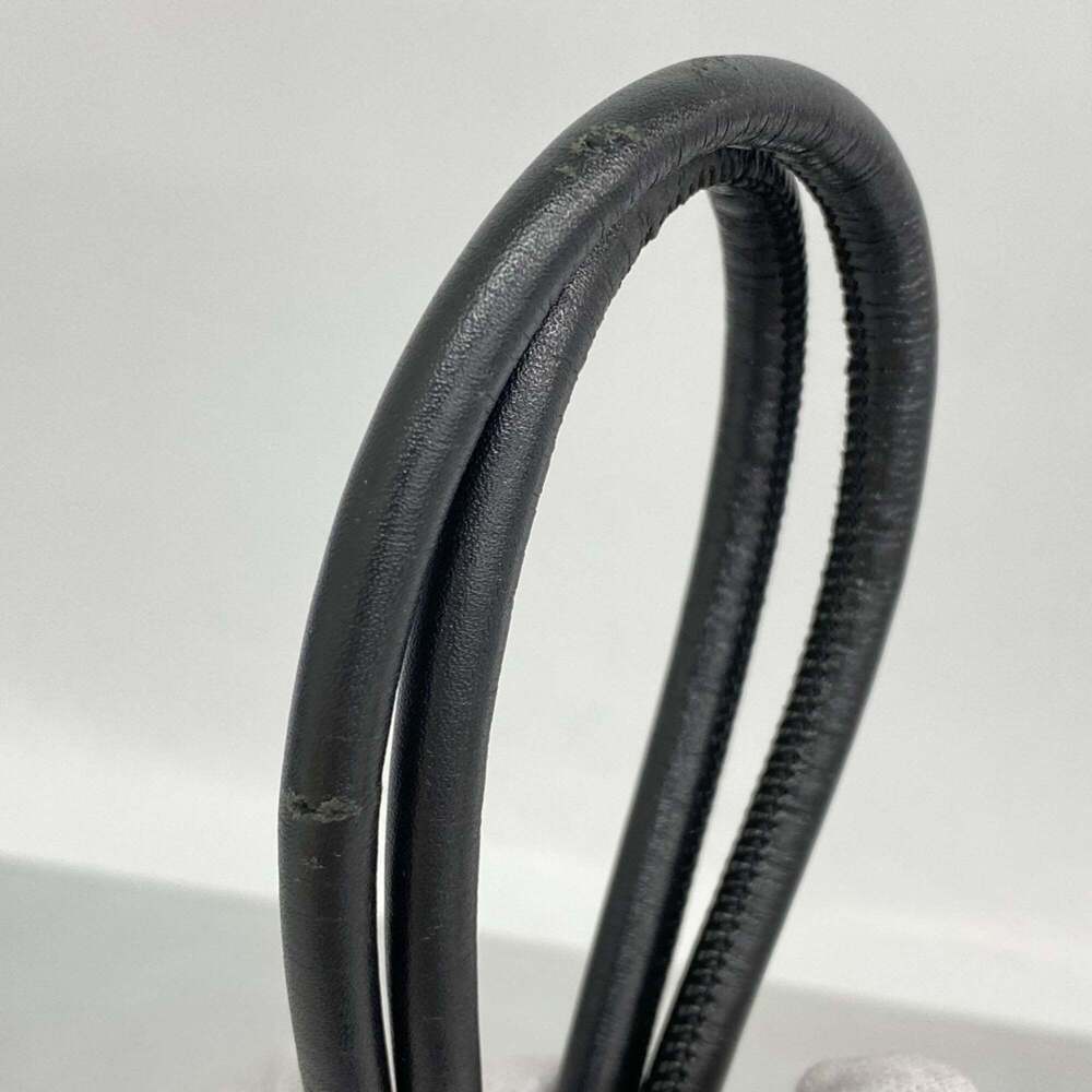 CHANEL Black Lambskin Leather Shoulder Bag - Picture 8 of 15